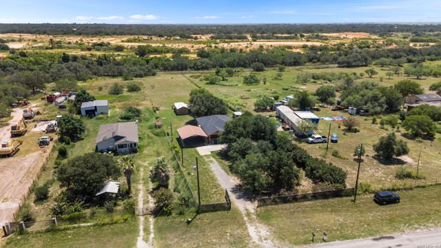 1520 OLD PLEASANTON RD, San Antonio, TX 78264