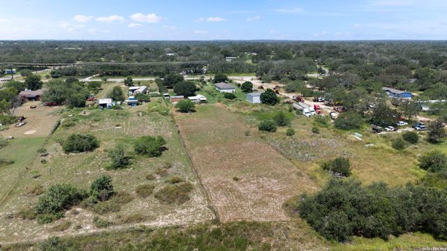 1520 OLD PLEASANTON RD, San Antonio, TX 78264