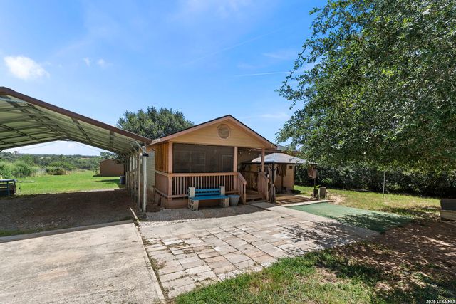 1520 OLD PLEASANTON RD, San Antonio, TX 78264