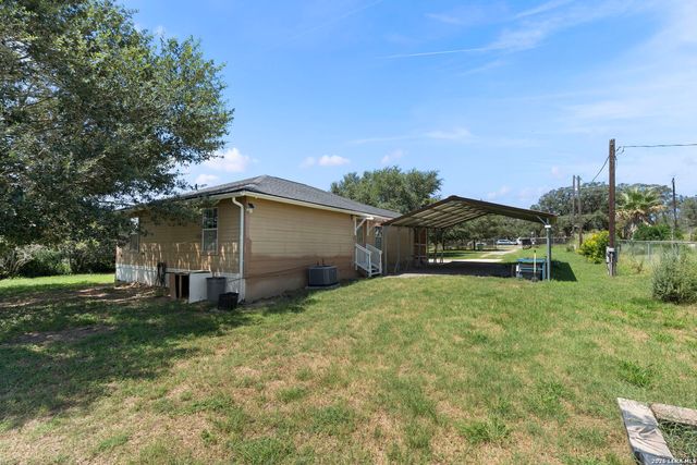 1520 OLD PLEASANTON RD, San Antonio, TX 78264
