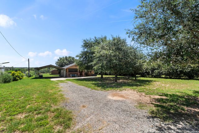 1520 OLD PLEASANTON RD, San Antonio, TX 78264