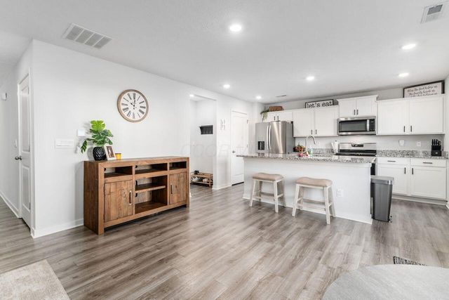 377 St James Gate Way, Newark, OH 43055