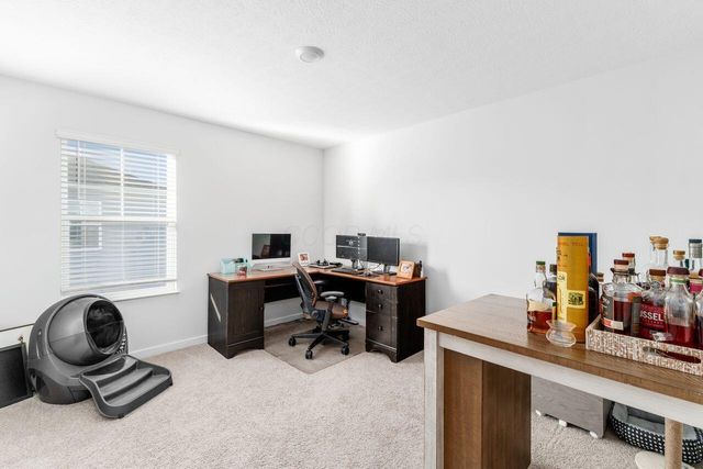 377 St James Gate Way, Newark, OH 43055