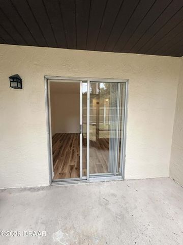 411 Banana Cay Dr Apt C, South Daytona, FL 32119