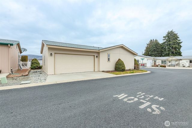 1200 Gallers Street, Wenatchee, WA 98801