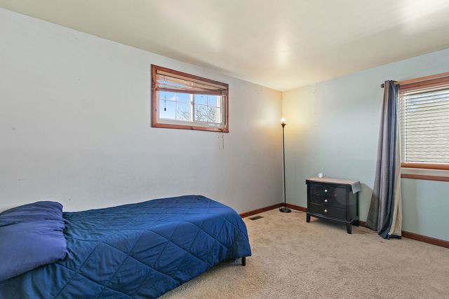 870 Noelle Bend, Lake In The Hills, IL 60156