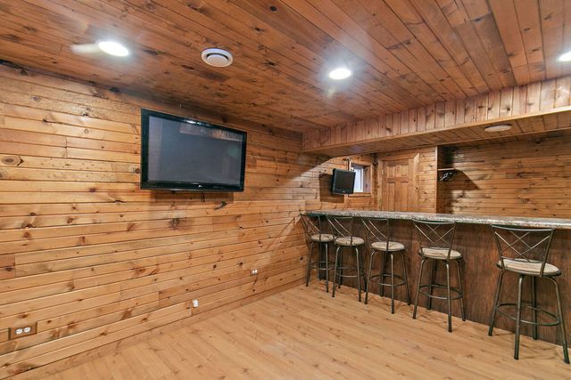 870 Noelle Bend, Lake In The Hills, IL 60156