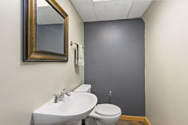 870 Noelle Bend, Lake In The Hills, IL 60156