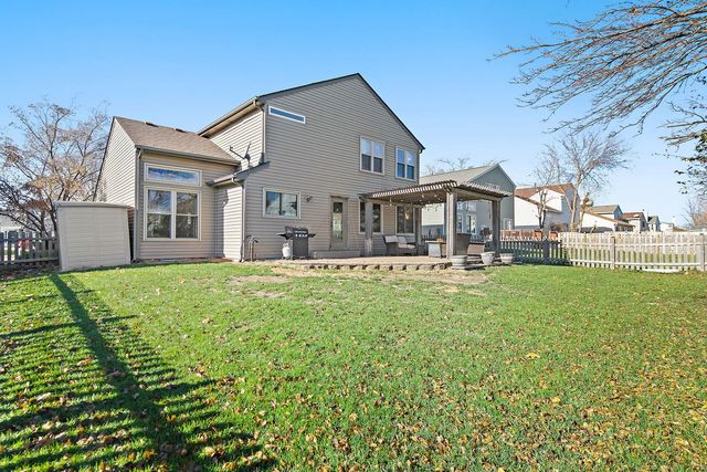 870 Noelle Bend, Lake In The Hills, IL 60156
