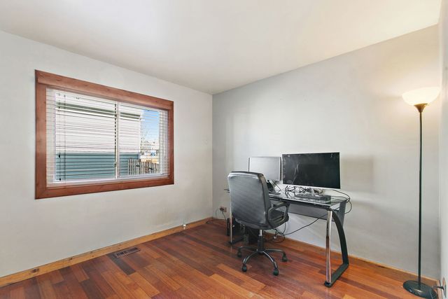 870 Noelle Bend, Lake In The Hills, IL 60156