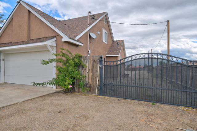 1704 Golf Course Road SE, Rio Rancho, NM 87124