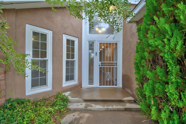 1704 Golf Course Road SE, Rio Rancho, NM 87124