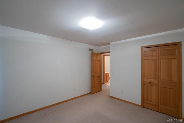 48801 Windmill Circle, Macomb, MI 48044