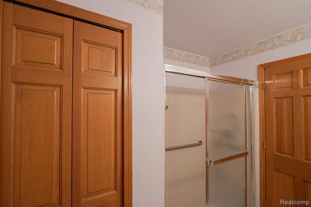 48801 Windmill Circle, Macomb, MI 48044