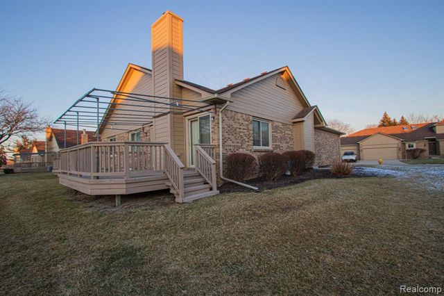 48801 Windmill Circle, Macomb, MI 48044