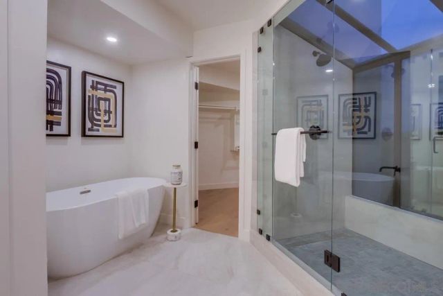 1429 Trabert Ranch Rd, Encinitas, CA 92024