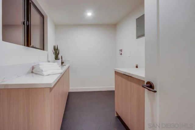 1429 Trabert Ranch Rd, Encinitas, CA 92024