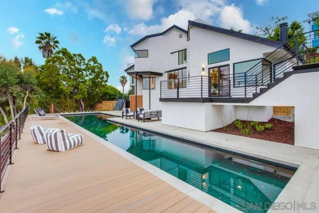 1429 Trabert Ranch Rd, Encinitas, CA 92024