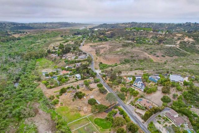 1429 Trabert Ranch Rd, Encinitas, CA 92024