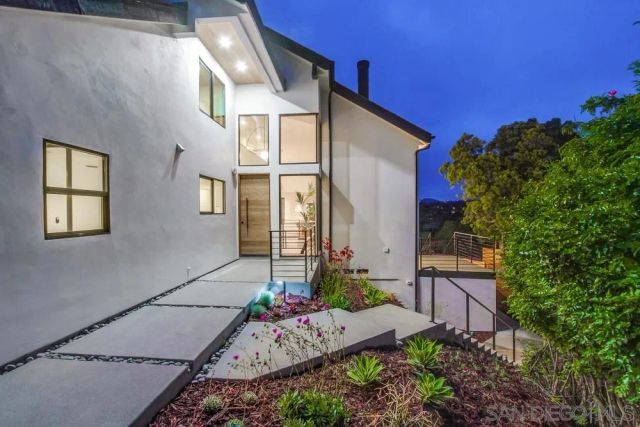 1429 Trabert Ranch Rd, Encinitas, CA 92024