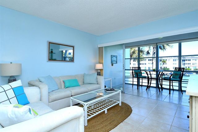 4350 CHATHAM DRIVE 205, Longboat Key, FL 34228