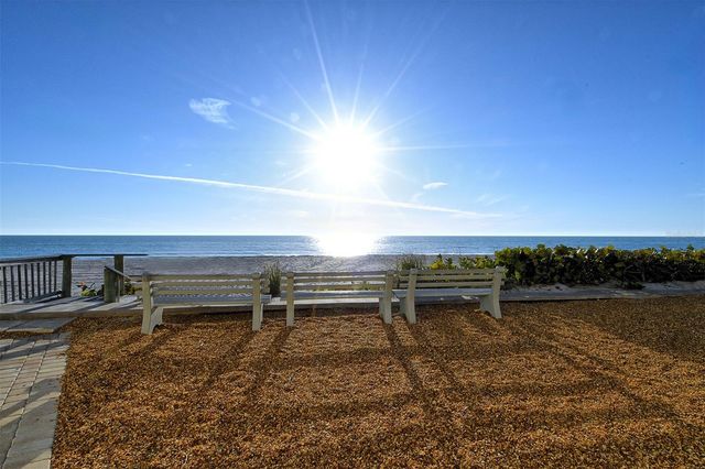 4350 CHATHAM DRIVE 205, Longboat Key, FL 34228