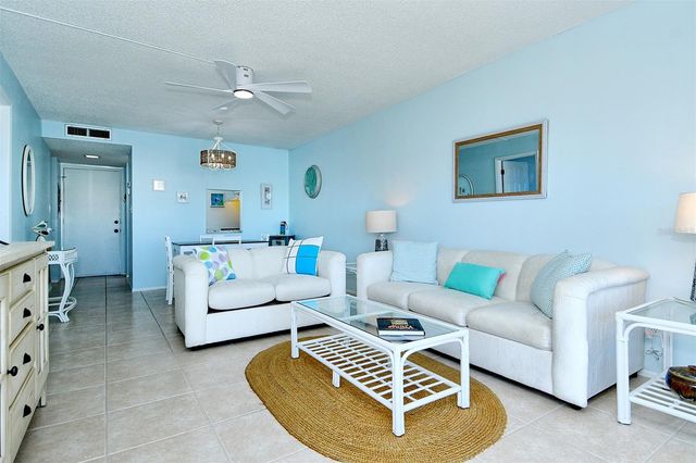 4350 CHATHAM DRIVE 205, Longboat Key, FL 34228