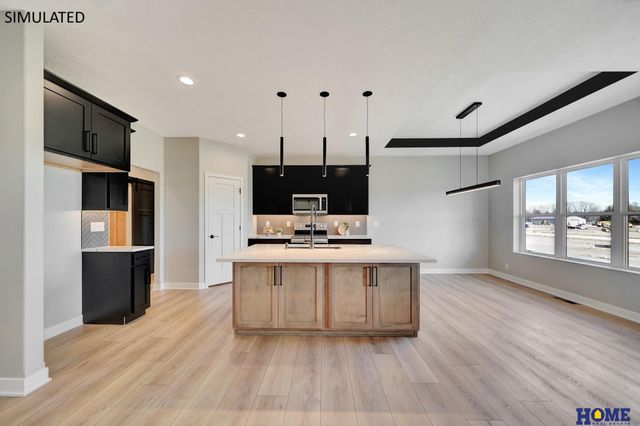 7918 Ponce Drive, Lincoln, NE 68516