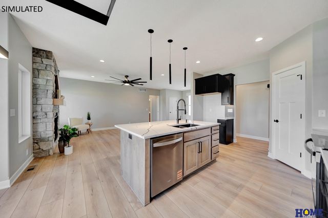 7918 Ponce Drive, Lincoln, NE 68516