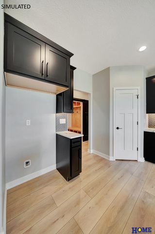 7918 Ponce Drive, Lincoln, NE 68516