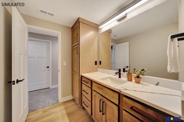 7918 Ponce Drive, Lincoln, NE 68516