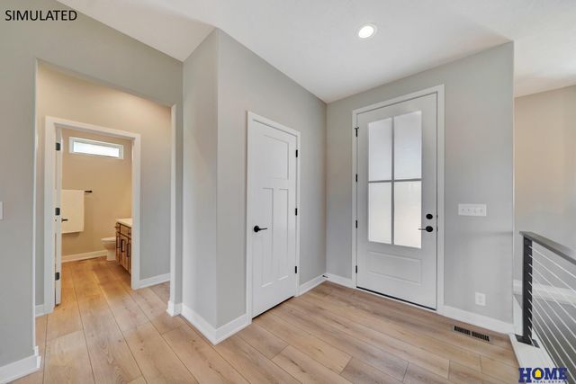 7918 Ponce Drive, Lincoln, NE 68516