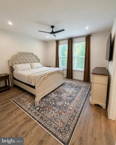 13188 NIXON LN, Woodbridge, VA 22193
