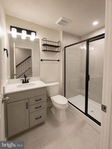13188 NIXON LN, Woodbridge, VA 22193