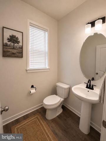 13188 NIXON LN, Woodbridge, VA 22193