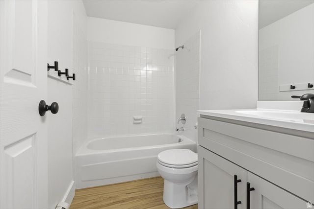 355 SCENIC VIEW DR, Hyrum, UT 84319