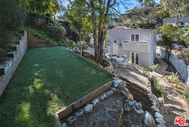 2044 Stanley Hills Drive, Los Angeles, CA 90046