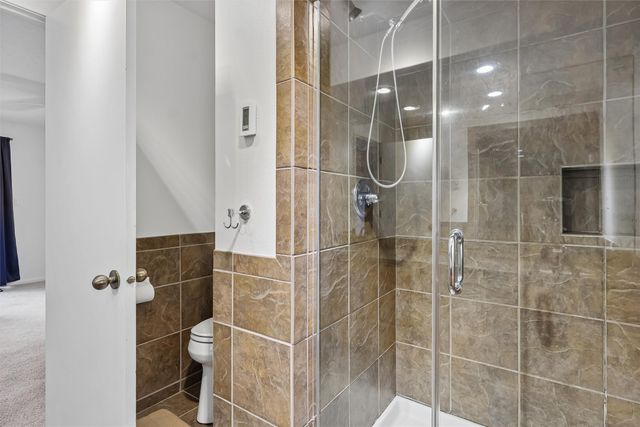 609 Valley West Drive, West Des Moines, IA 50265