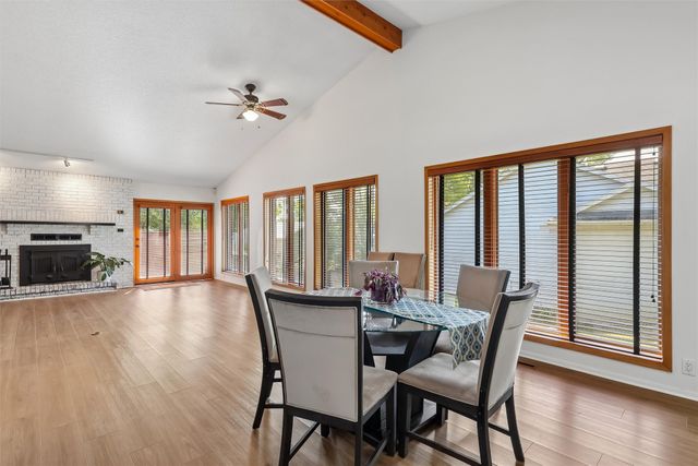 609 Valley West Drive, West Des Moines, IA 50265