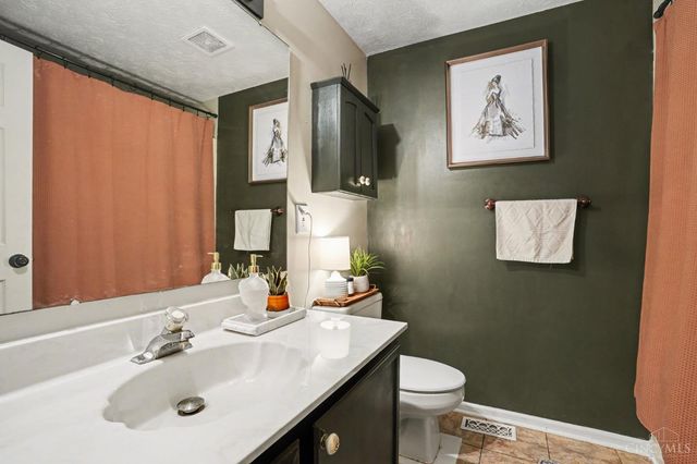 1194 Nature Run Road, Batavia, OH 45103