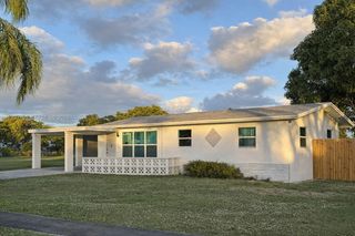 1704 NW 58th Ave, Margate, FL 33063