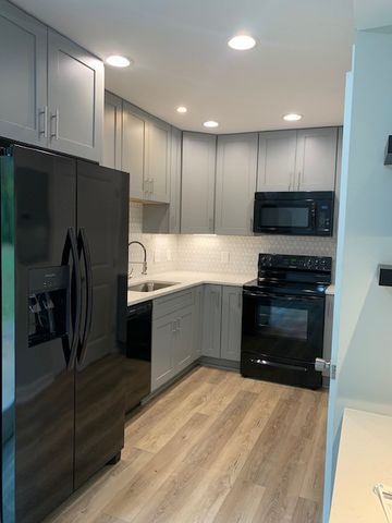 760 McPherson Dr, Nashville, TN 37221