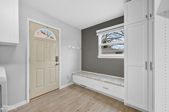 28008 Elba Street, St Clair Shores, MI 48081