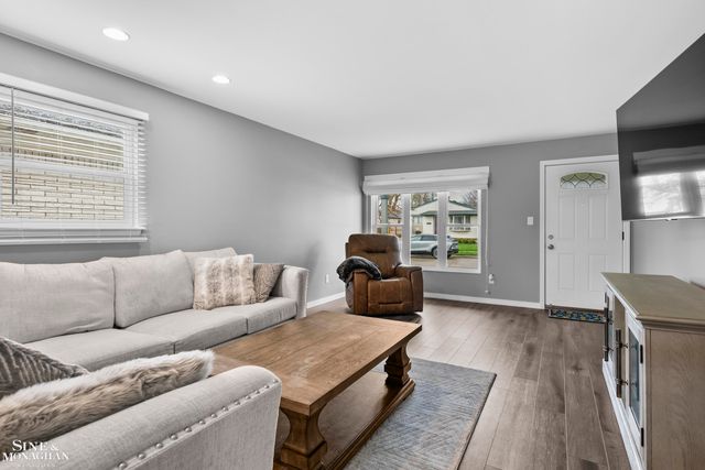 28008 Elba Street, St Clair Shores, MI 48081