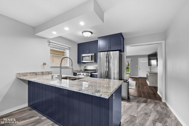 28008 Elba Street, St Clair Shores, MI 48081