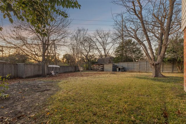 1618 Loree Drive, Dallas, TX 75228