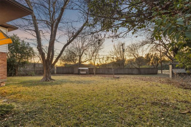 1618 Loree Drive, Dallas, TX 75228