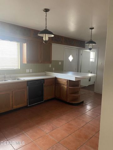 620 E Crosby Avenue, El Paso, TX 79902