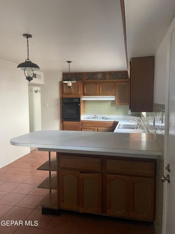 620 E Crosby Avenue, El Paso, TX 79902