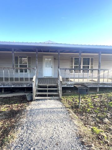 416 Walker Ridge Rd, Big Rock, TN 37023